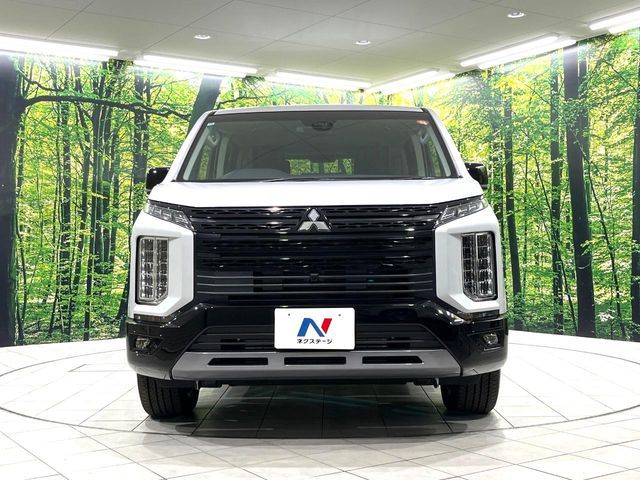 MITSUBISHI DELICA D:5 4WD 2025