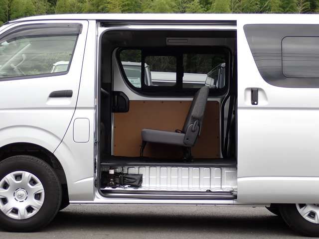 TOYOTA HIACE van 1.25t 2WD 2020