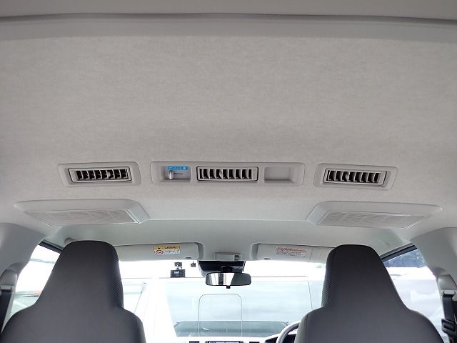 TOYOTA HIACE van 1.25t 2WD 2020