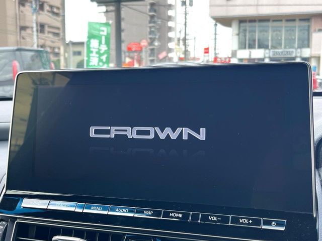 TOYOTA CROWN sedan hybrid 2022