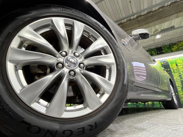 NISSAN FUGA HYBRID 2014