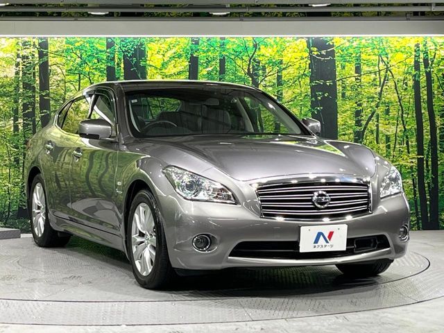NISSAN FUGA HYBRID 2014