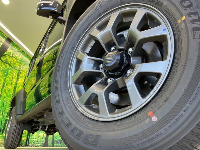 SUZUKI JIMNY NOMADE 2025