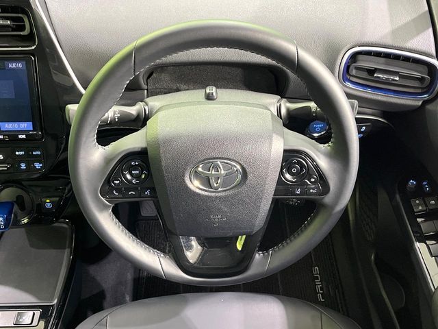 TOYOTA PRIUS 2020