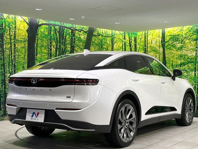 TOYOTA CROWN CROSSOVER 2023