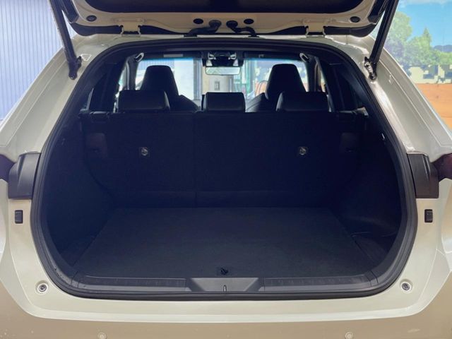 TOYOTA HARRIER 2WD 2022