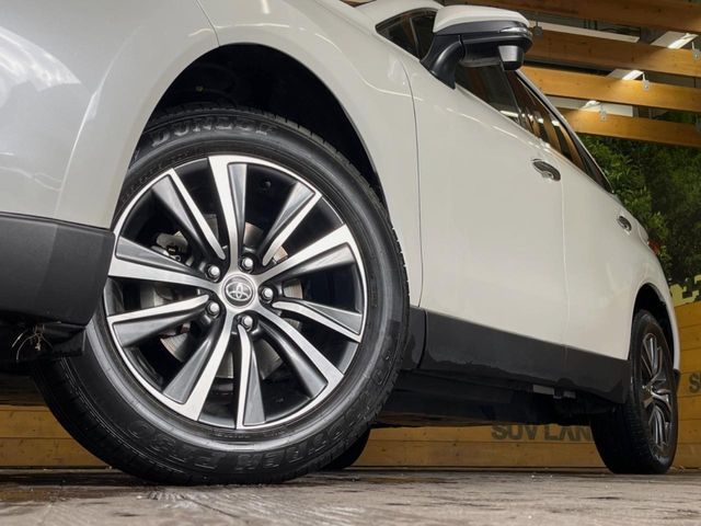 TOYOTA HARRIER 2WD 2022