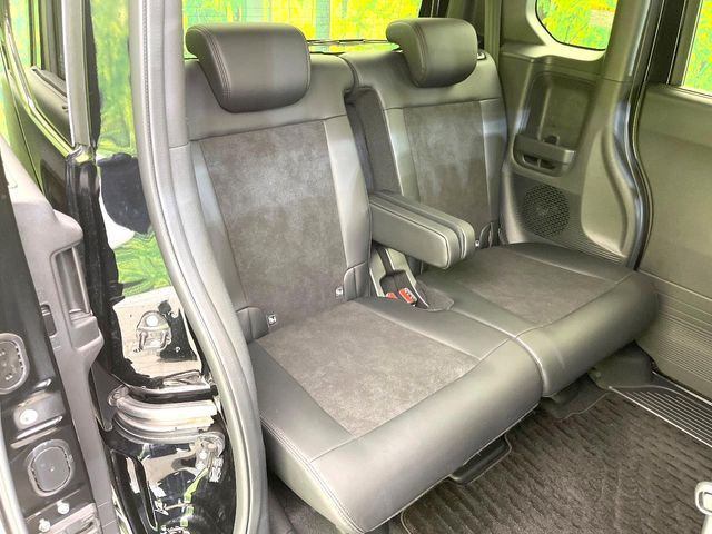 HONDA N BOX CUSTOM 2023