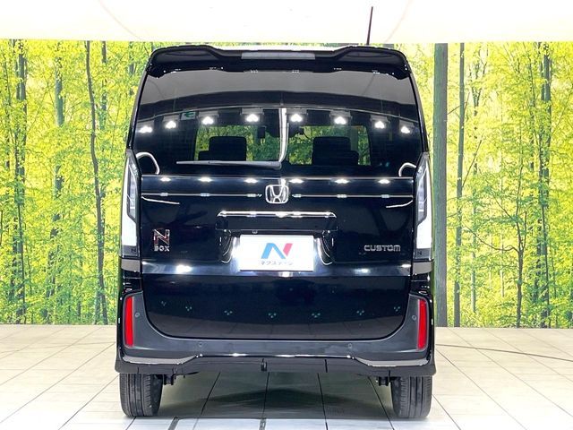 HONDA N BOX CUSTOM 2023