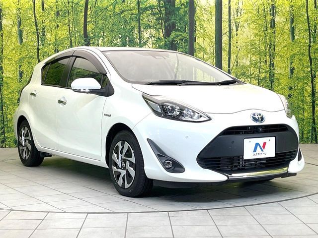 TOYOTA AQUA 2019