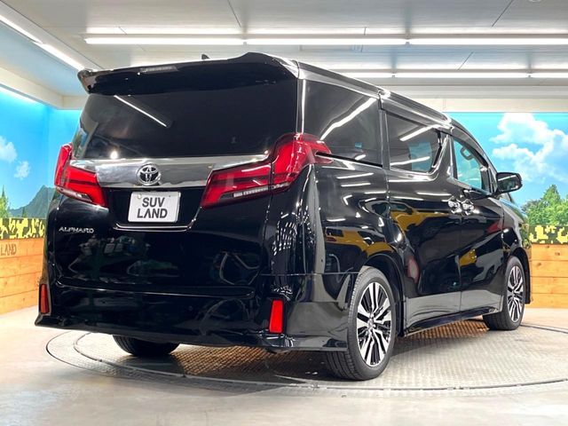 TOYOTA ALPHARD 2023