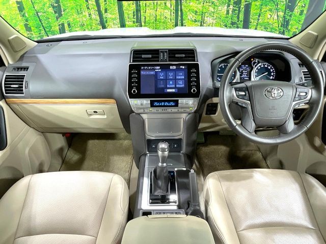 TOYOTA LANDCRUISER PRADO 2023