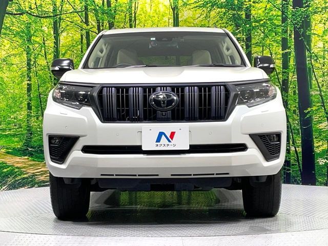 TOYOTA LANDCRUISER PRADO 2023