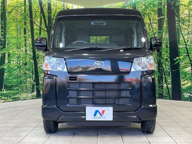 TOYOTA PIXIS van 2023