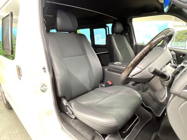 TOYOTA HIACE van 2WD 2022