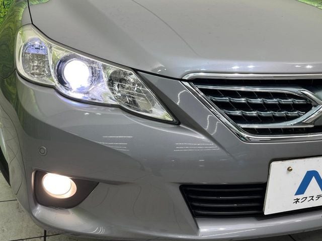 TOYOTA MARK X 2010