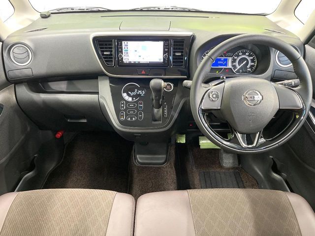 NISSAN DAYZ ROOX 2019