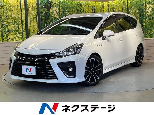 TOYOTA PRIUS Alpha 2016