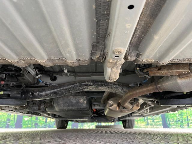 TOYOTA VOXY HYBRID 2023