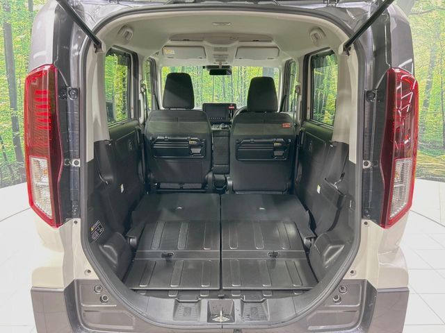 SUZUKI Spacia GEAR 2024