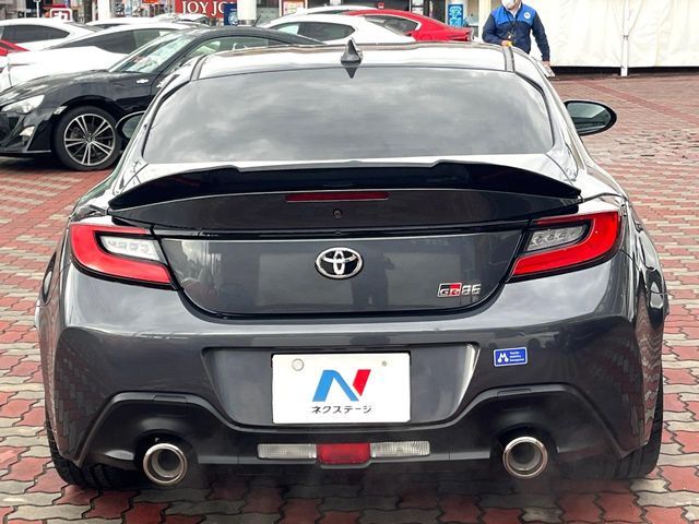 TOYOTA GR86 2022
