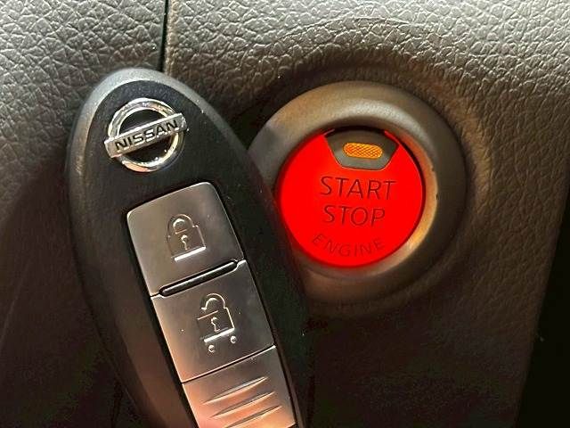 NISSAN NV350 CARAVAN 2015