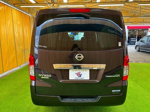 NISSAN NV350 CARAVAN 2015