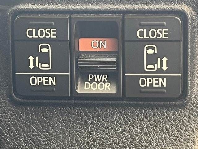 TOYOTA SIENTA HYBRID 2018