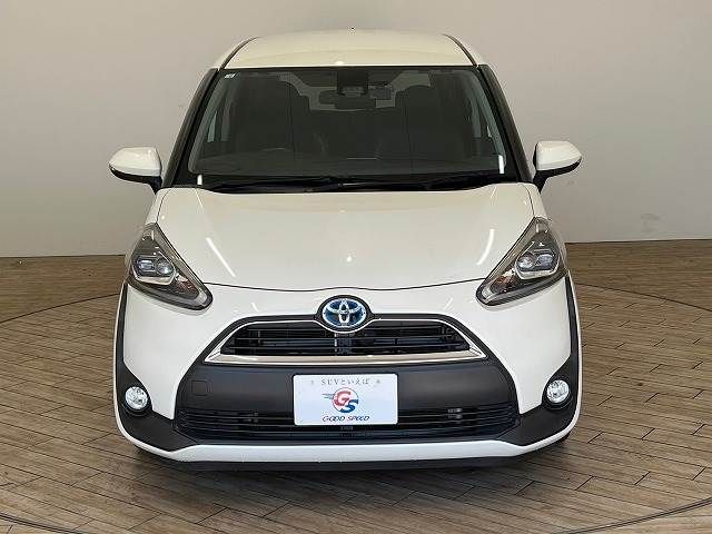TOYOTA SIENTA HYBRID 2018