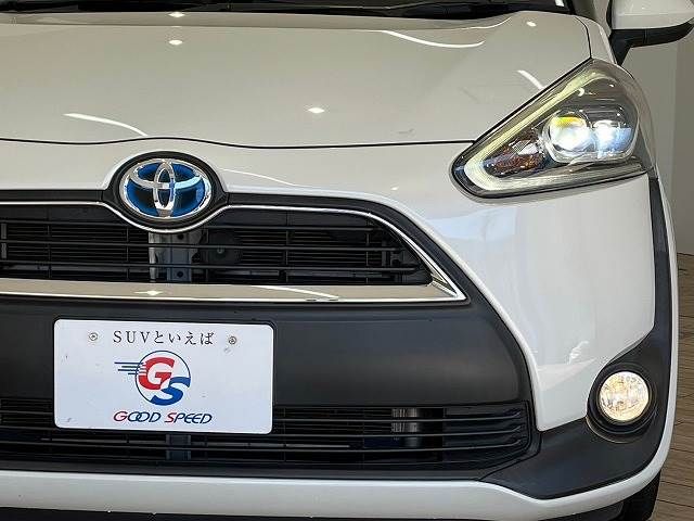 TOYOTA SIENTA HYBRID 2018