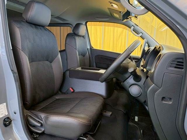 NISSAN CARAVAN van 2WD 2022