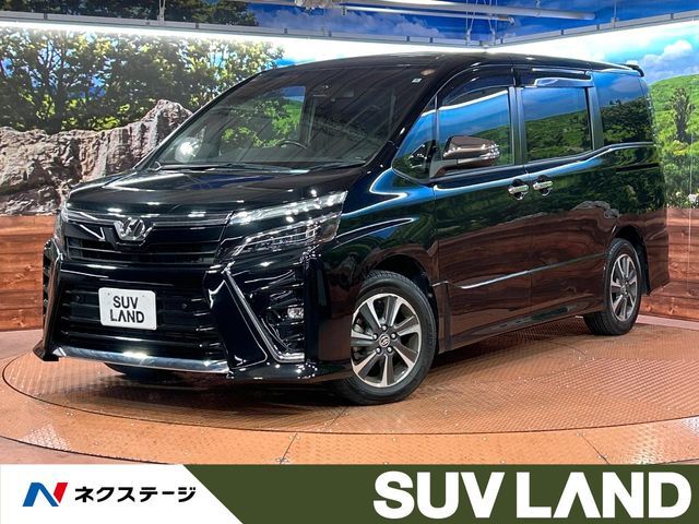 TOYOTA VOXY 2020
