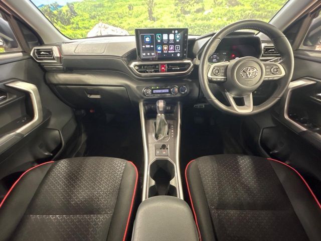 TOYOTA RAIZE HYBRID 2023