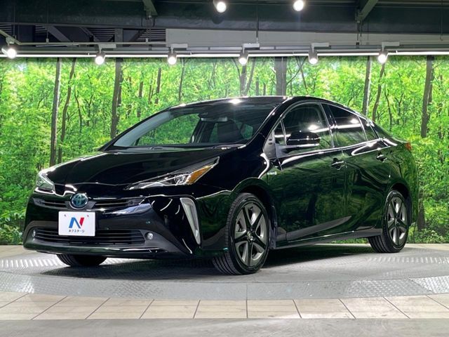 TOYOTA PRIUS 2019
