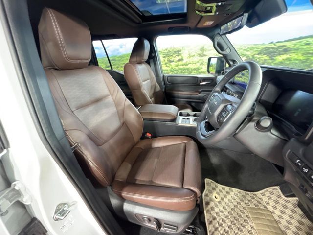 TOYOTA LANDCRUISER 250 2024