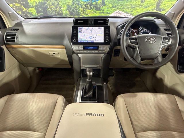 TOYOTA LANDCRUISER PRADO 2022