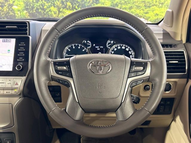 TOYOTA LANDCRUISER PRADO 2022