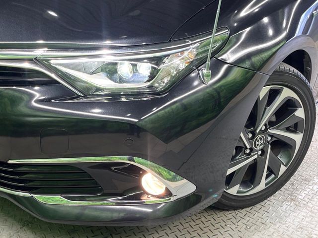 TOYOTA AURIS HYBRID 2017