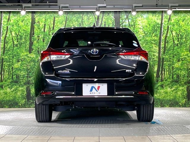 TOYOTA AURIS HYBRID 2017