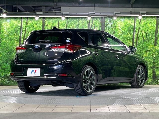 TOYOTA AURIS HYBRID 2017