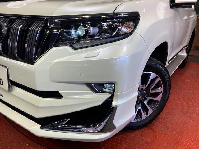 TOYOTA LANDCRUISER PRADO 2023