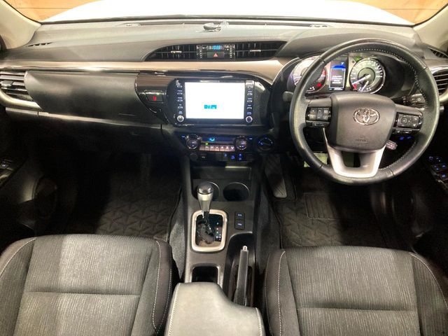 TOYOTA HILUX 4WD 2023