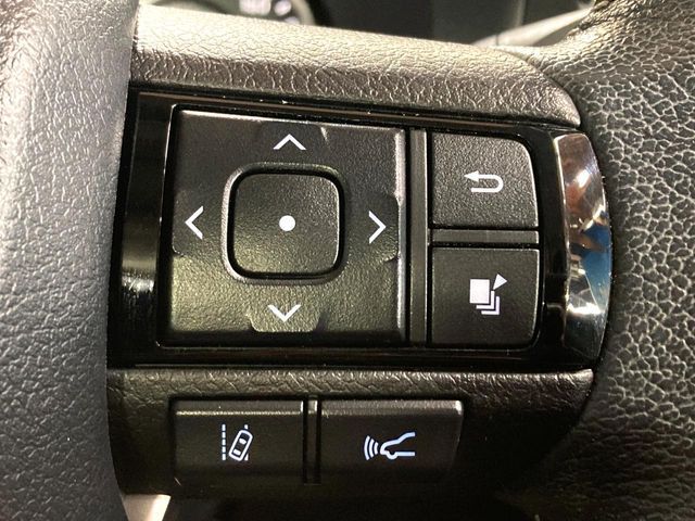 TOYOTA HILUX 4WD 2023