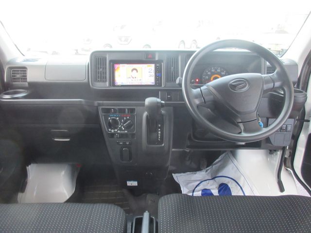 DAIHATSU HIJET CARGO 4WD 2018