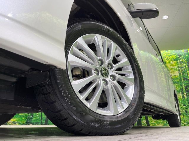 TOYOTA NOAH 4WD 2024