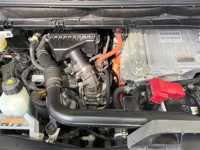 NISSAN SERENA  WG 2018