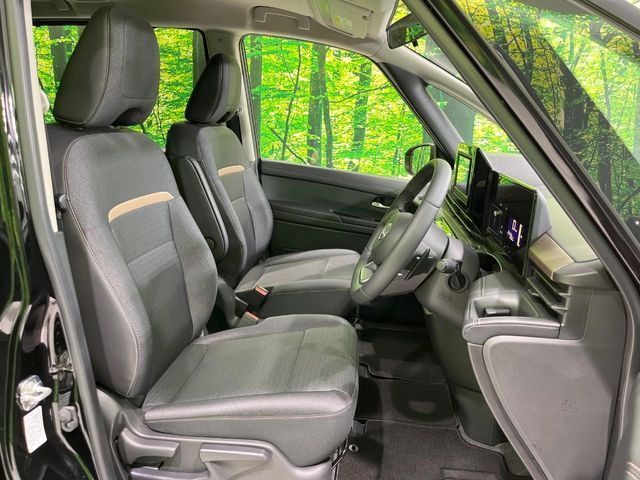 NISSAN SERENA  WG 2025