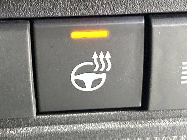 TOYOTA YARIS CROSS HYBRID 2025