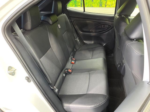 TOYOTA YARIS CROSS HYBRID 2025