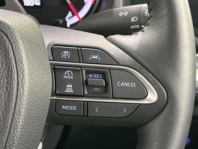 TOYOTA VOXY 4WD 2024